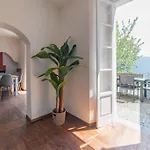 Amazing View With Jacuzzi, Private Garden And Gym