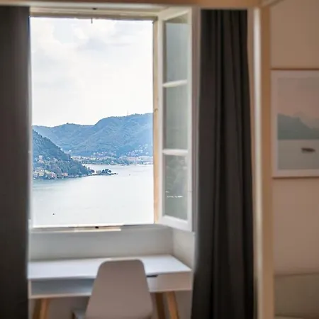 Amazing View With Jacuzzi, Private Garden And Gym Appartement Cernobbio