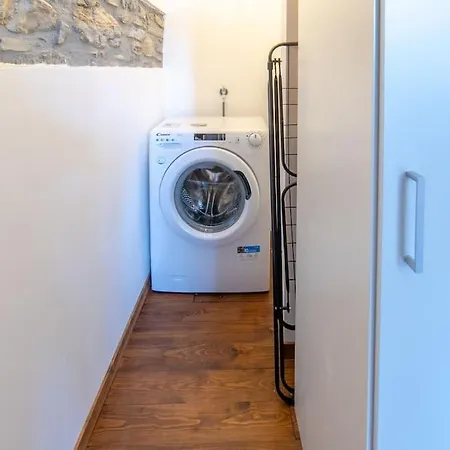 Amazing View With Jacuzzi, Private Garden And Gym