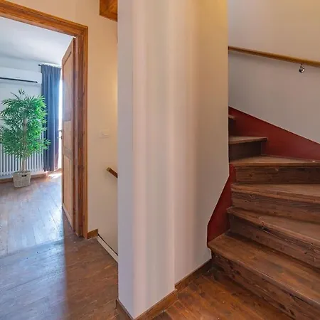 Apartament Amazing View With Jacuzzi, Private Garden And Gym *